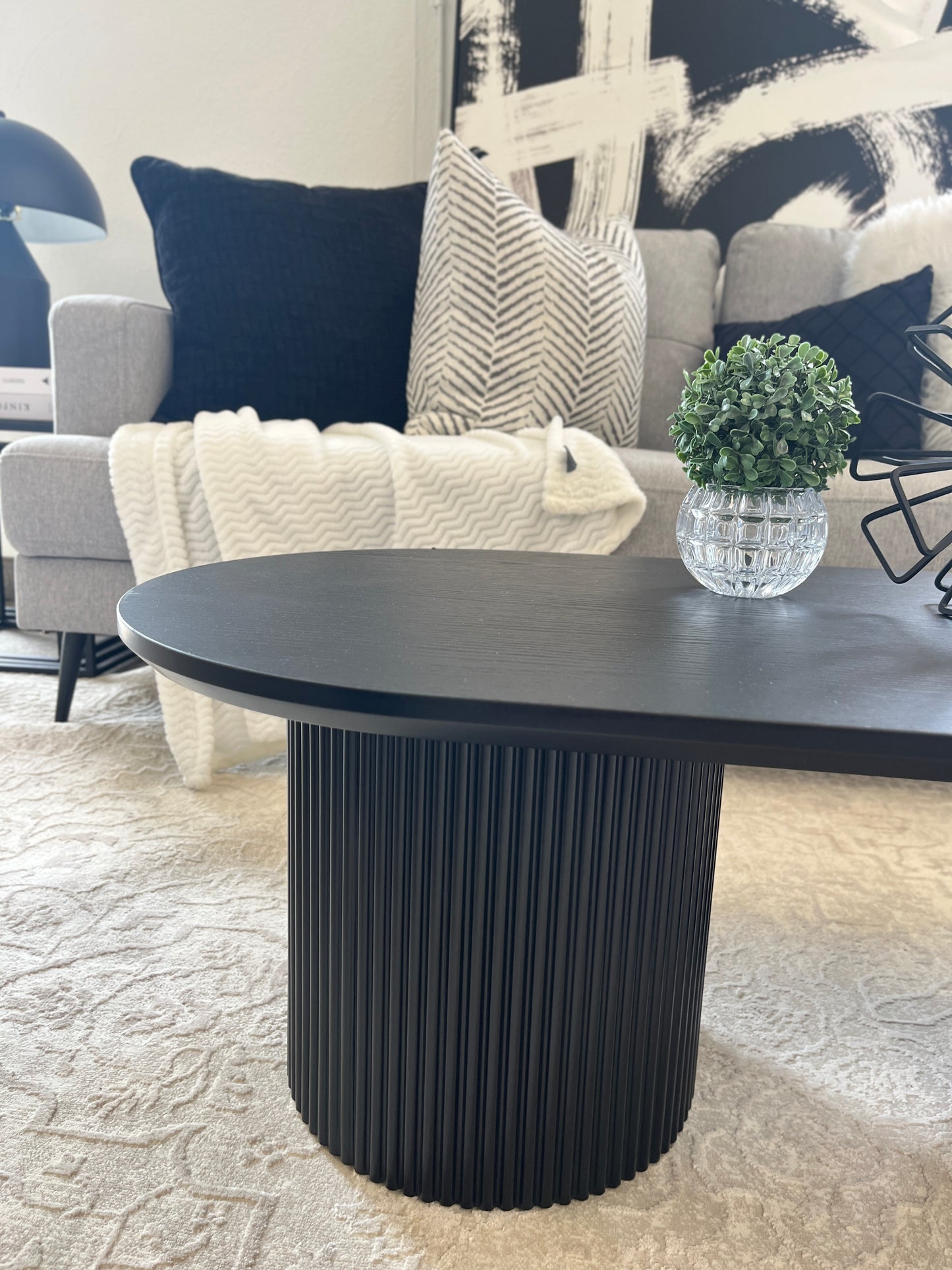 Iras Coffee Table 39.4"