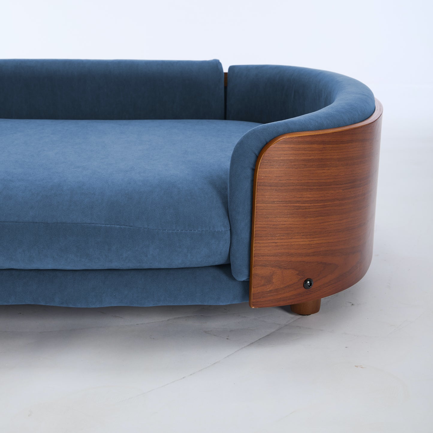 Rokcy Walnut Wood Large 38"